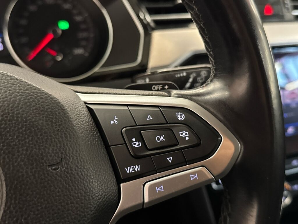 Volkswagen Passat 2020 Valkoinen