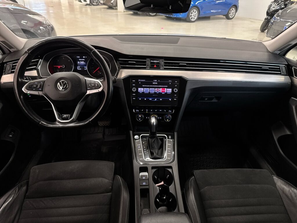 Volkswagen Passat 2020 Valkoinen