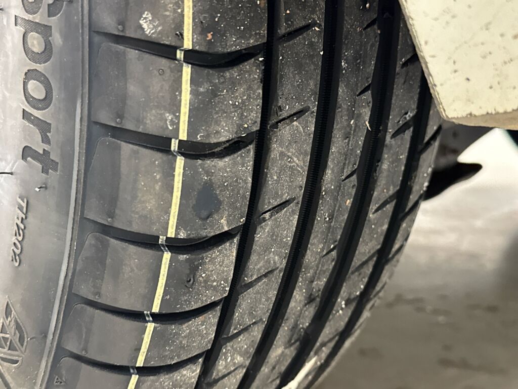 Volkswagen Passat 2020 Valkoinen