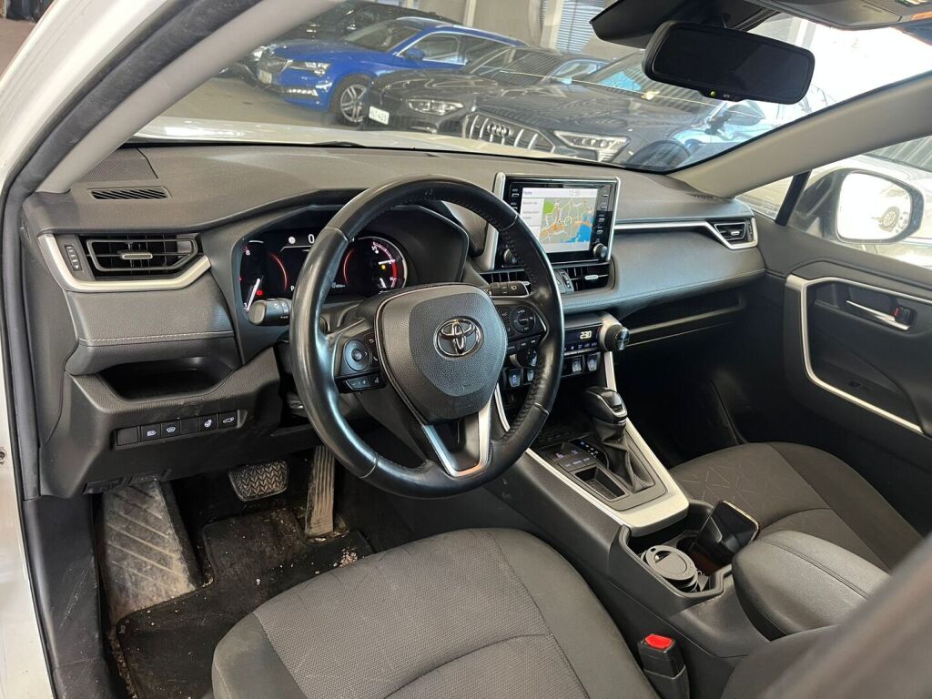 Toyota RAV4 2020 Valkoinen