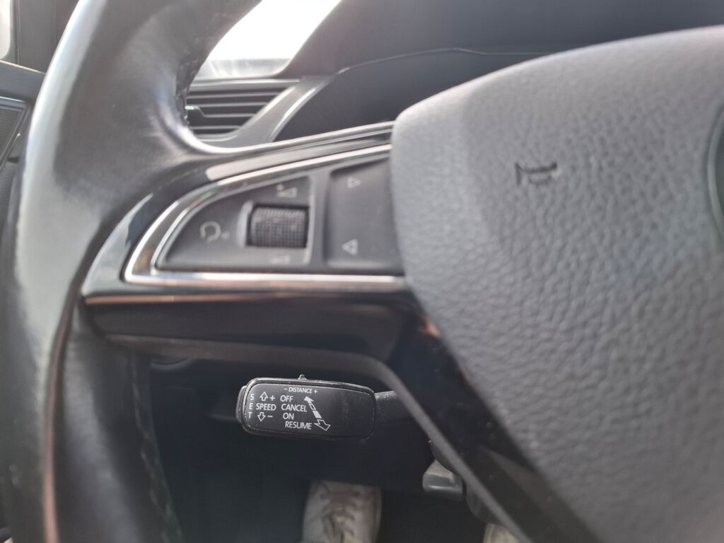 Skoda Superb 2020 Valkoinen