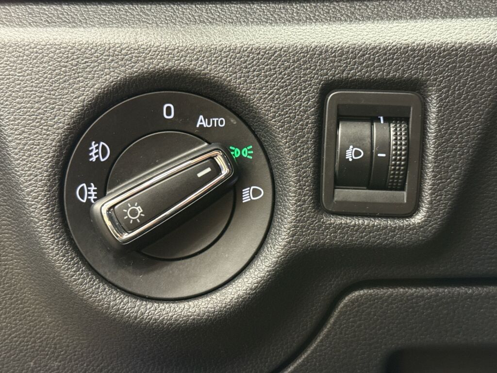 Skoda Scala 2020 Sininen