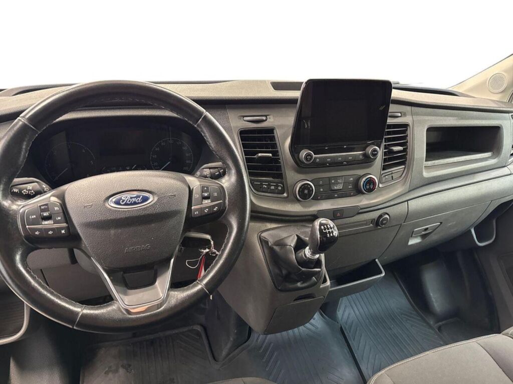 Ford Transit 2020 Valkoinen