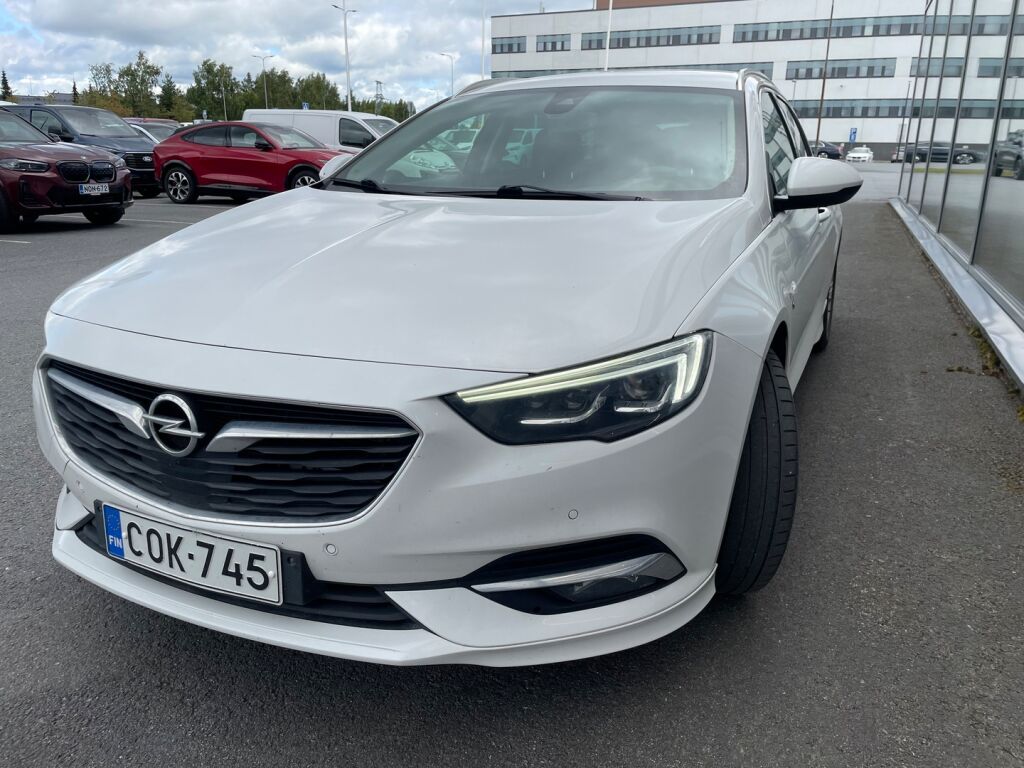 Opel Insignia 2020 Valkoinen