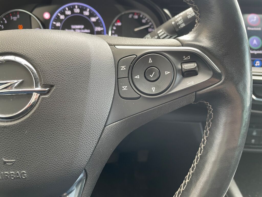 Opel Insignia 2020 Valkoinen