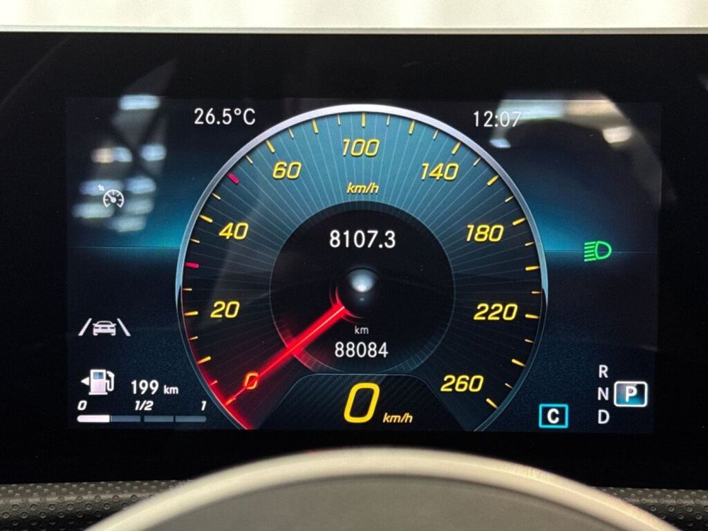 Mercedes-Benz A 2020 Harmaa