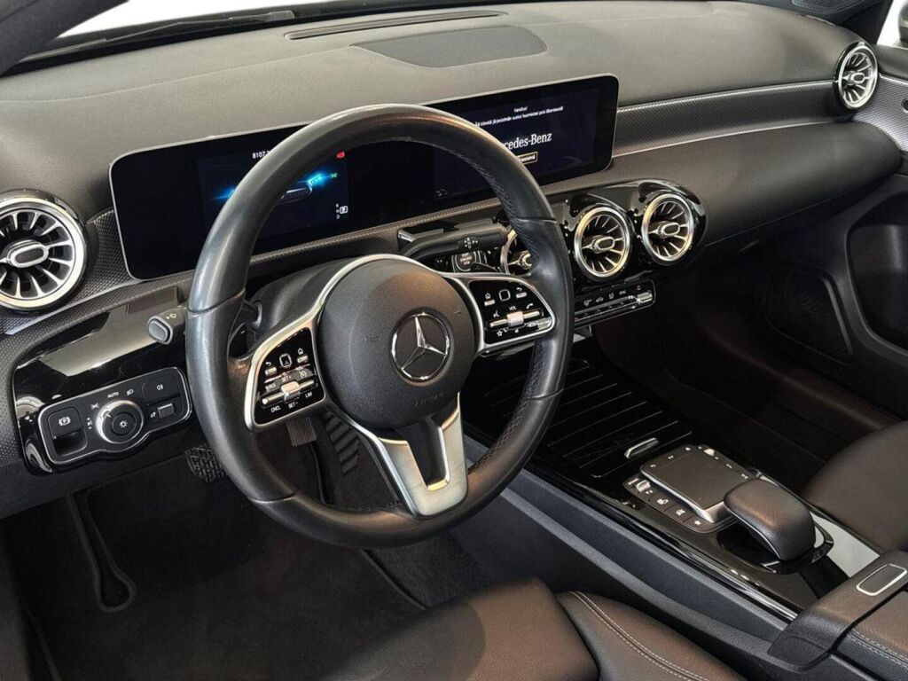 Mercedes-Benz A 2020 Harmaa