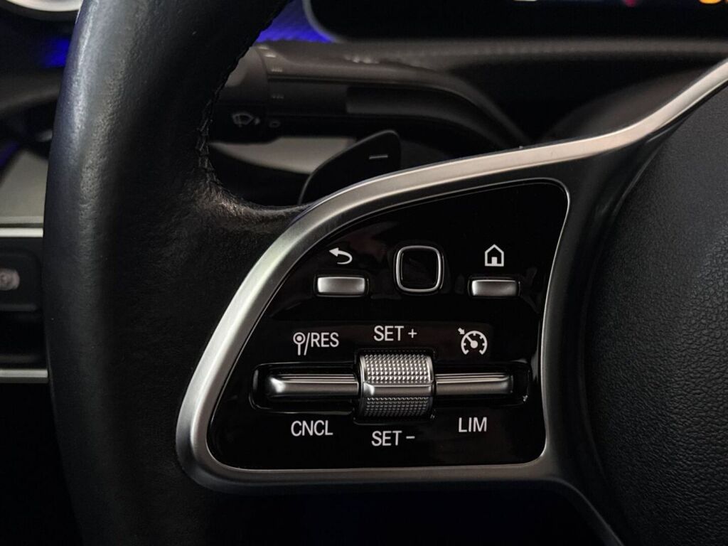 Mercedes-Benz A 2020 Harmaa