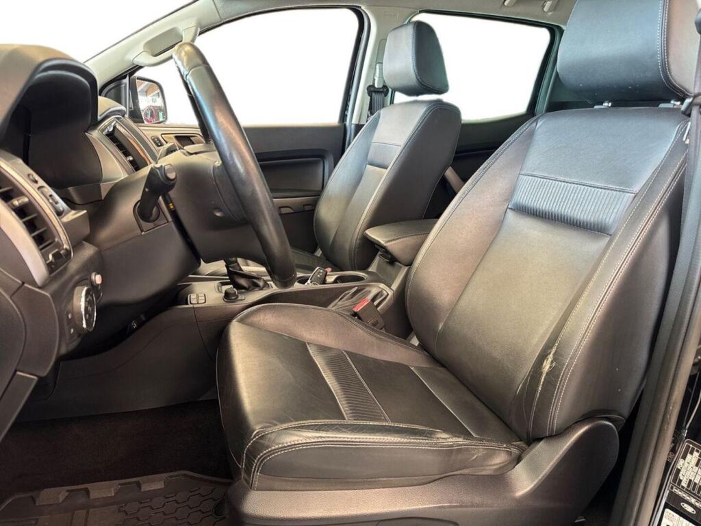 Ford Ranger 2020 Musta