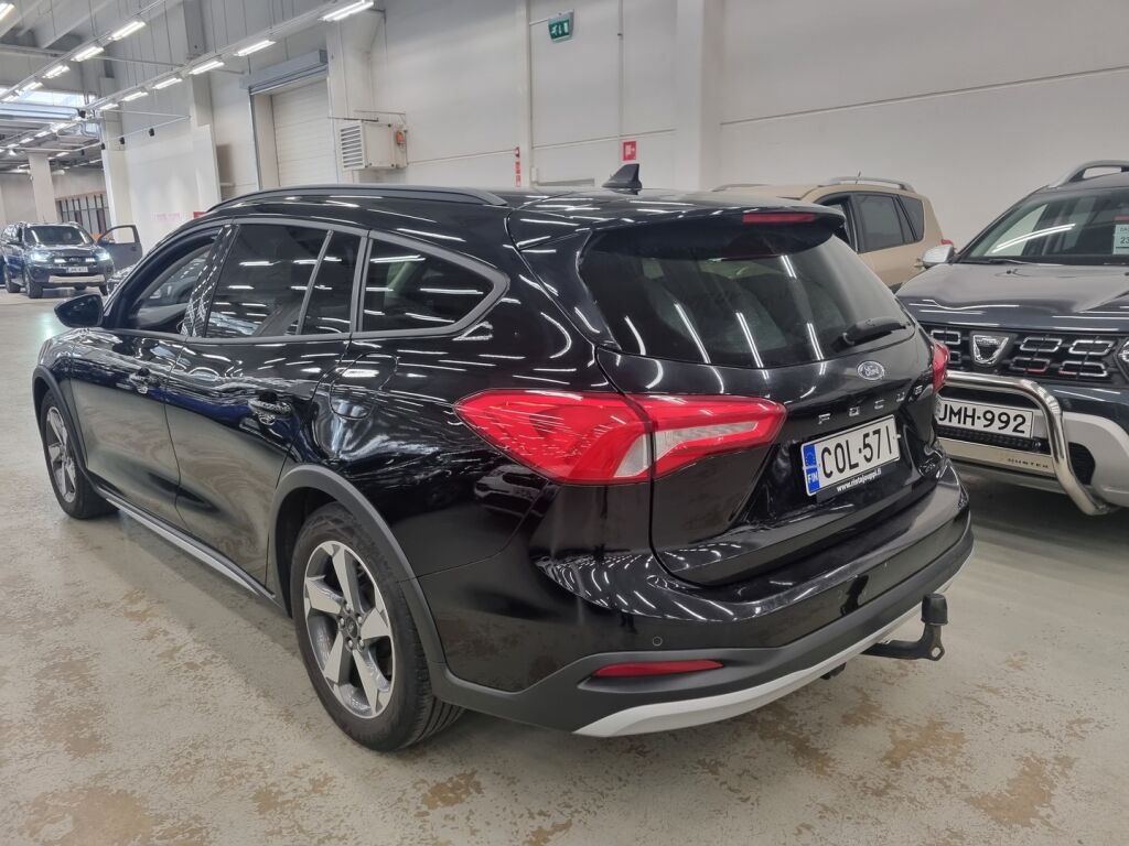Ford Focus 2020 Musta