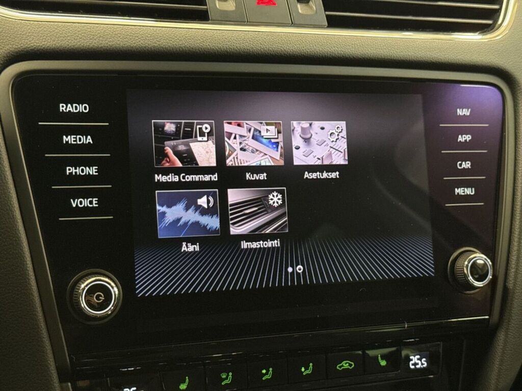 Skoda Octavia 2020 Harmaa
