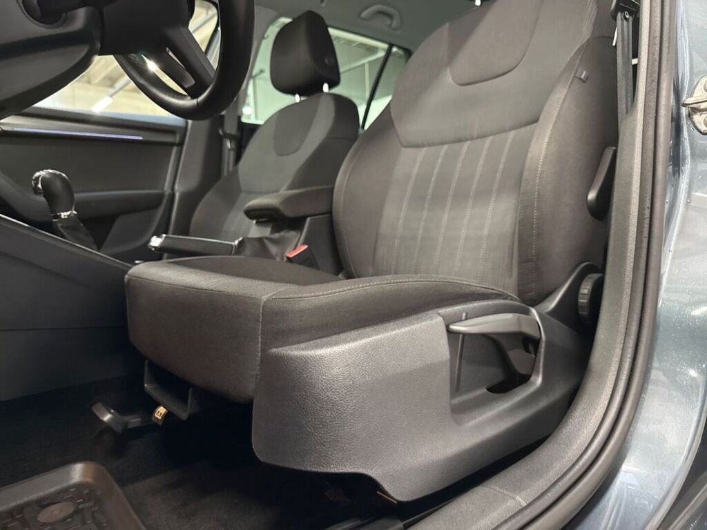 Skoda Octavia 2020 Harmaa