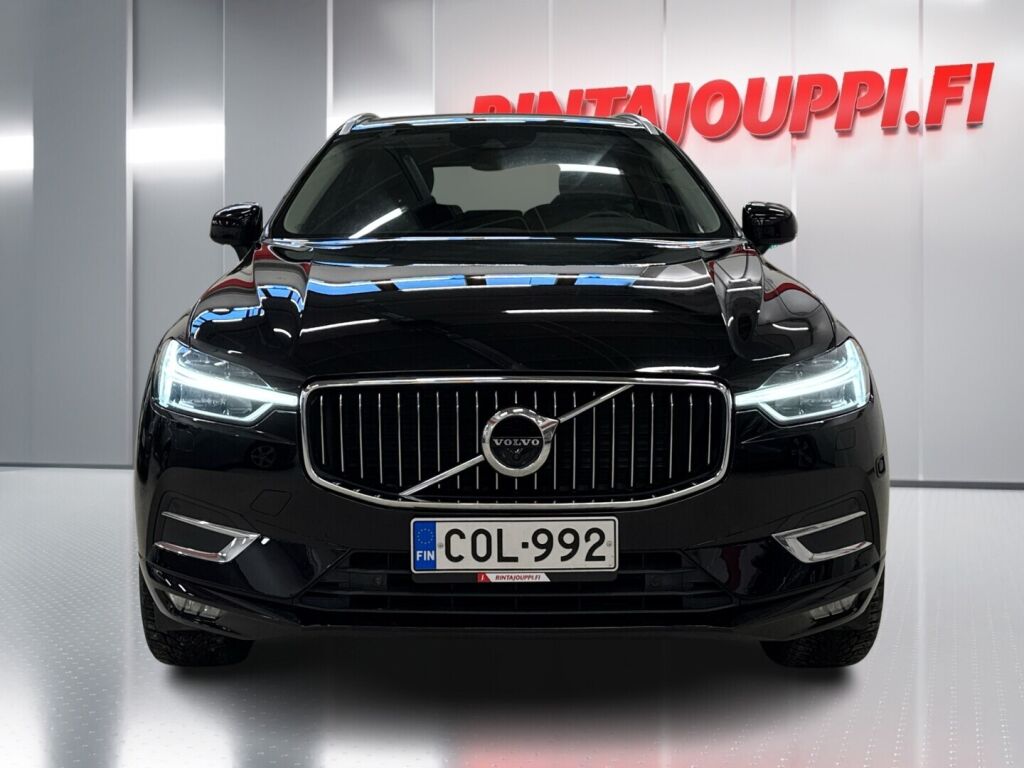 Volvo XC60 2020 Musta