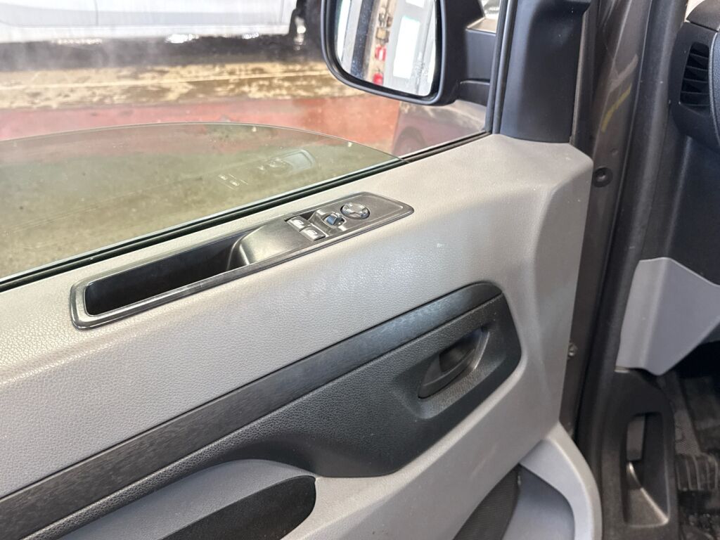 Toyota Proace 2020 Harmaa