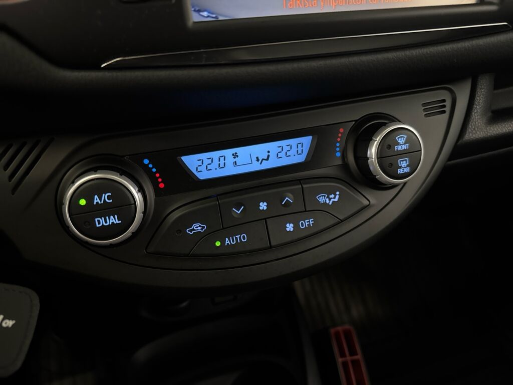 Toyota Yaris 2020 Valkoinen