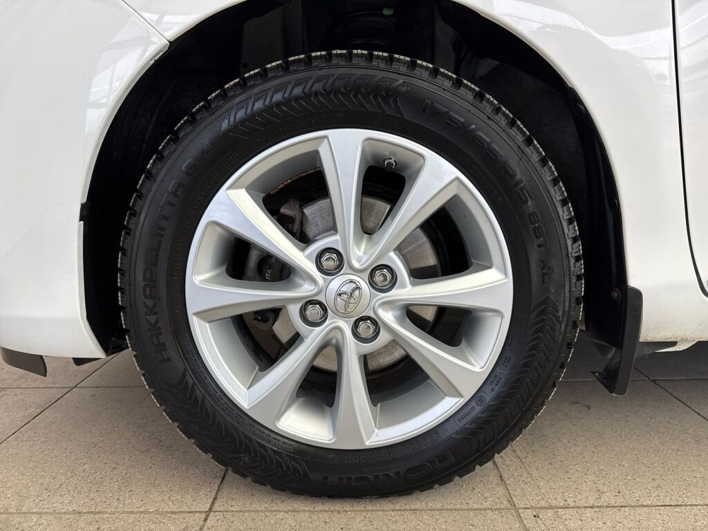 Toyota Yaris 2020 Valkoinen