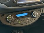 Toyota Yaris 2020 Punainen