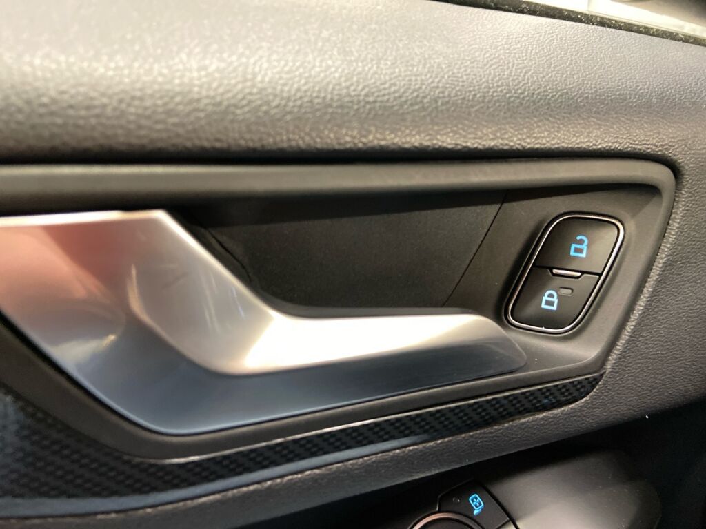 Ford Focus 2020 Harmaa