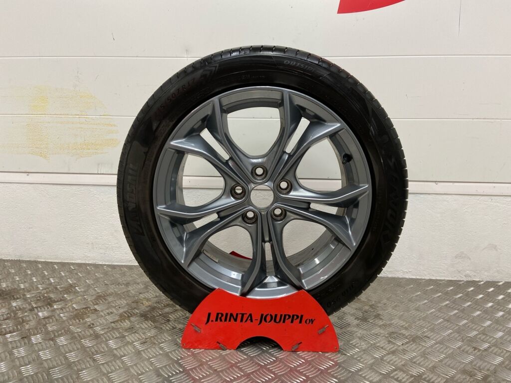 Ford Focus 2020 Harmaa