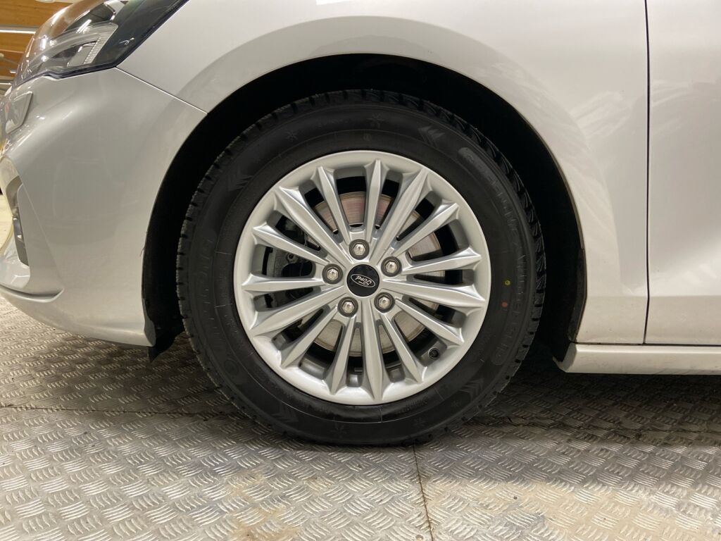 Ford Focus 2020 Harmaa