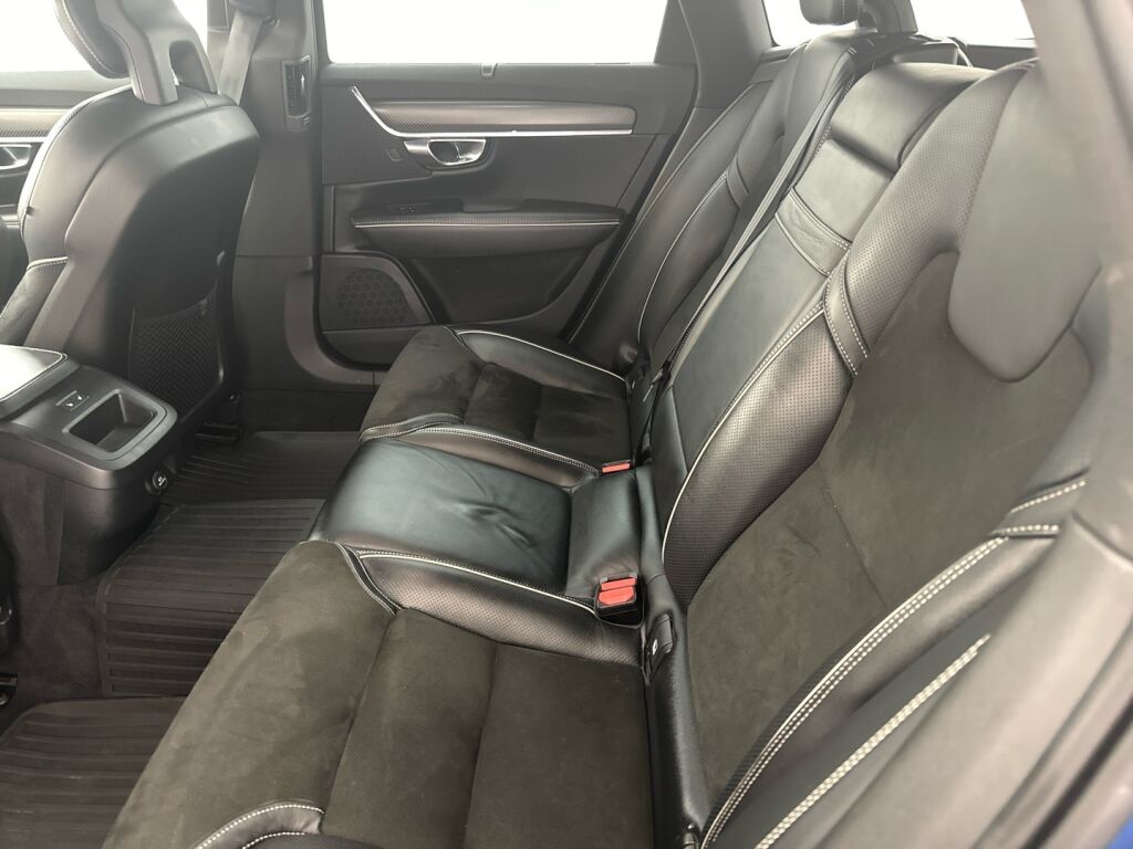 Volvo V90 2017 Sininen