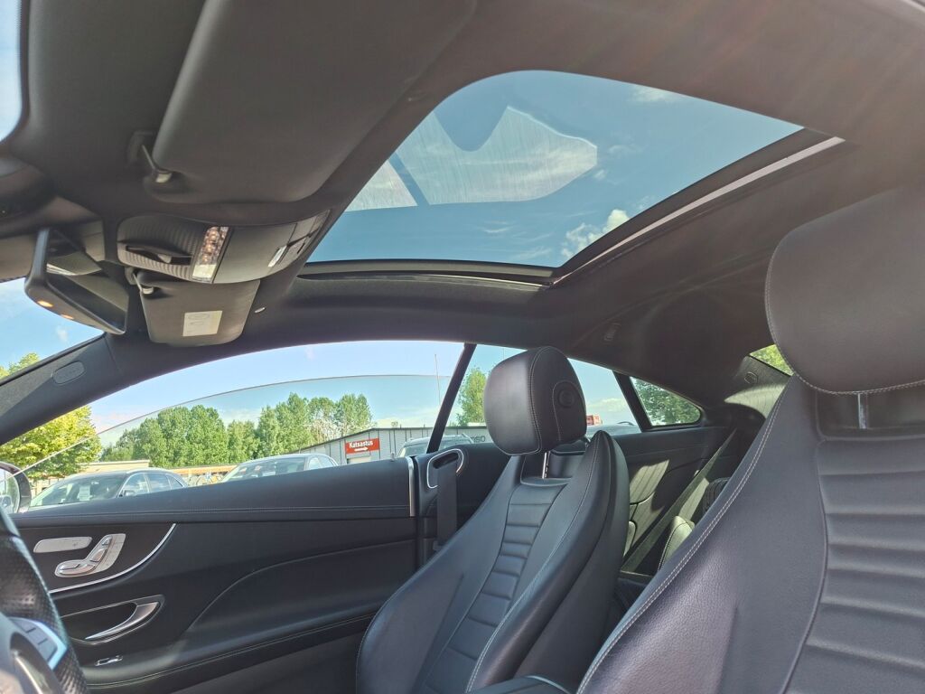 Mercedes-Benz E 2017 Musta