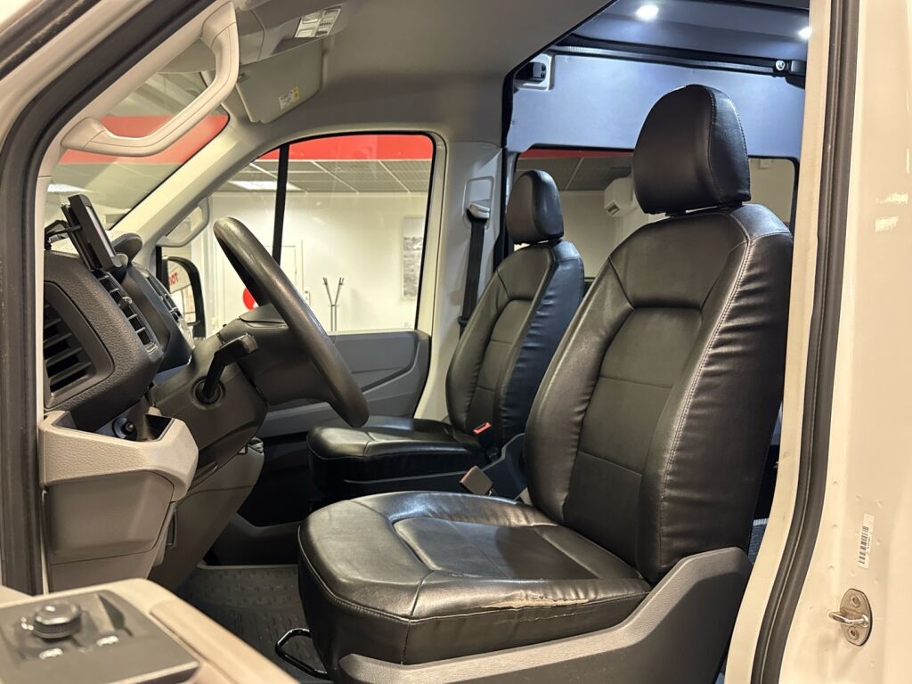 Volkswagen Crafter 2018 Valkoinen