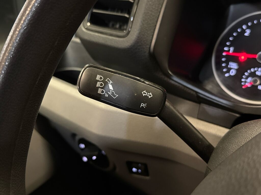 Volkswagen Crafter 2018 Valkoinen