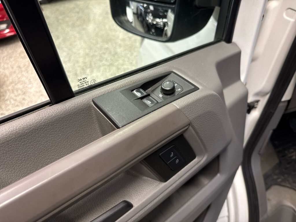 Volkswagen Crafter 2018 Valkoinen