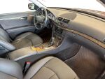 Mercedes-Benz E 2009 Musta