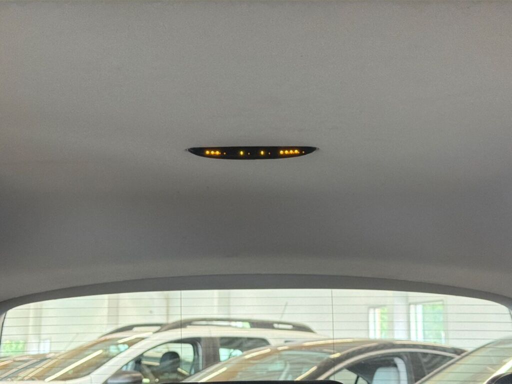 Mercedes-Benz E 2009 Musta