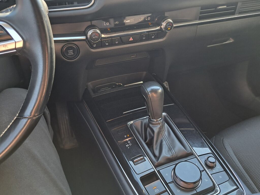 Mazda CX-30 2020 Punainen