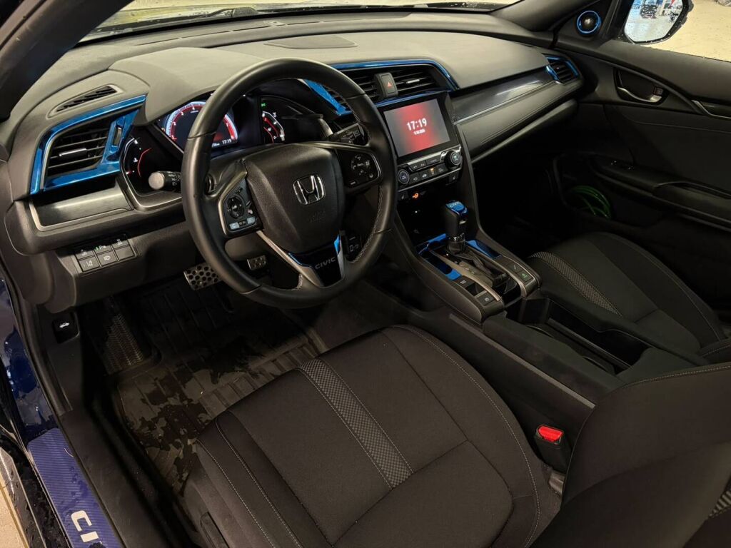 Honda Civic 2021 Sininen
