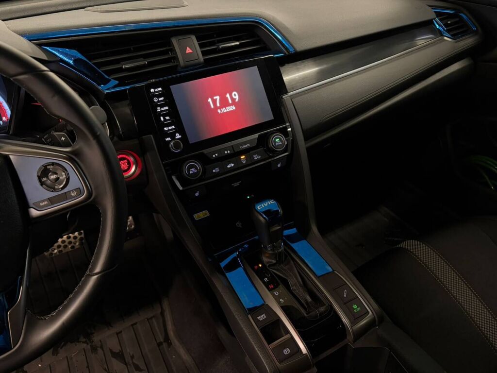 Honda Civic 2021 Sininen