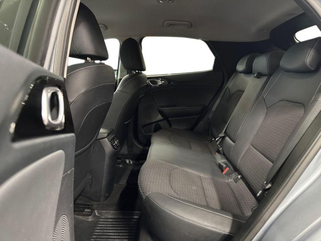 Kia XCeed 2020 Hopea