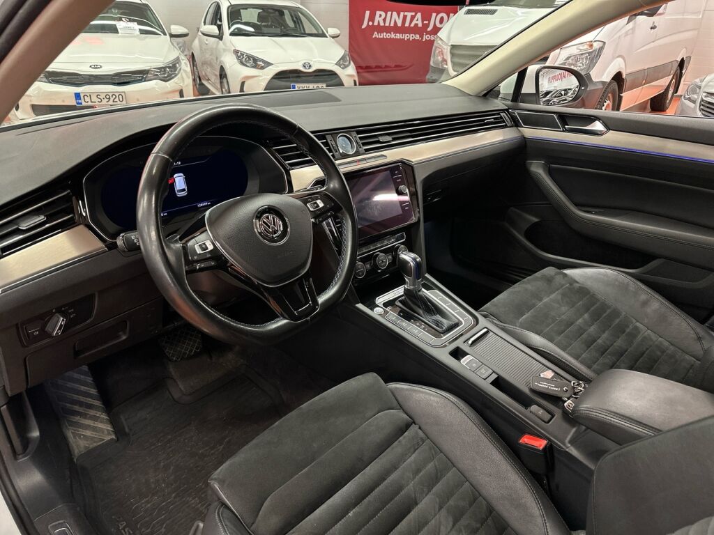 Volkswagen Passat 2017 Valkoinen