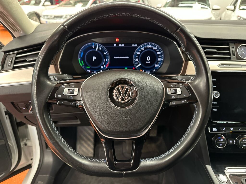 Volkswagen Passat 2017 Valkoinen
