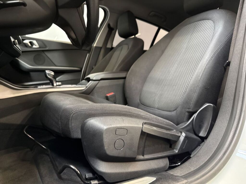 BMW 118 2020 Valkoinen