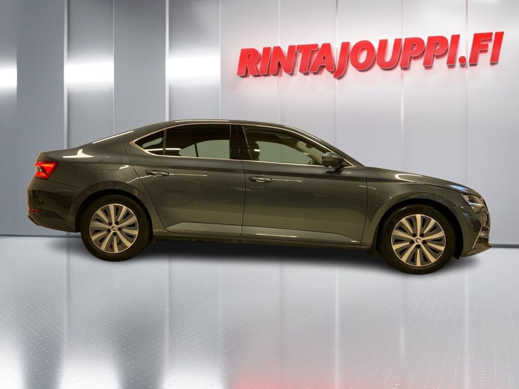 Skoda Superb 2020 Harmaa