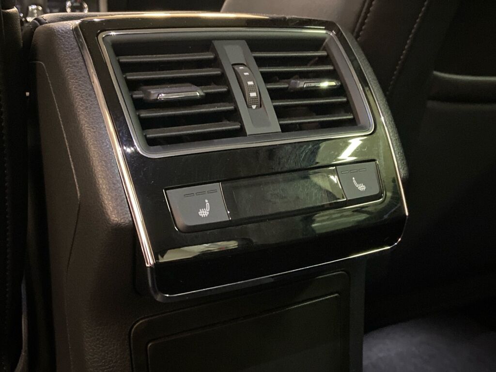 Skoda Superb 2020 Harmaa