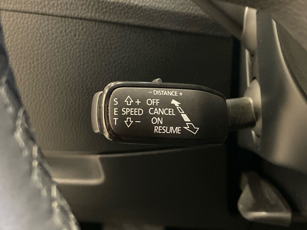 Skoda Superb 2020 Harmaa