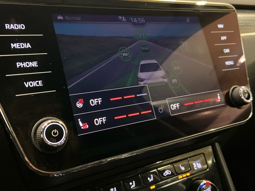 Skoda Superb 2020 Harmaa