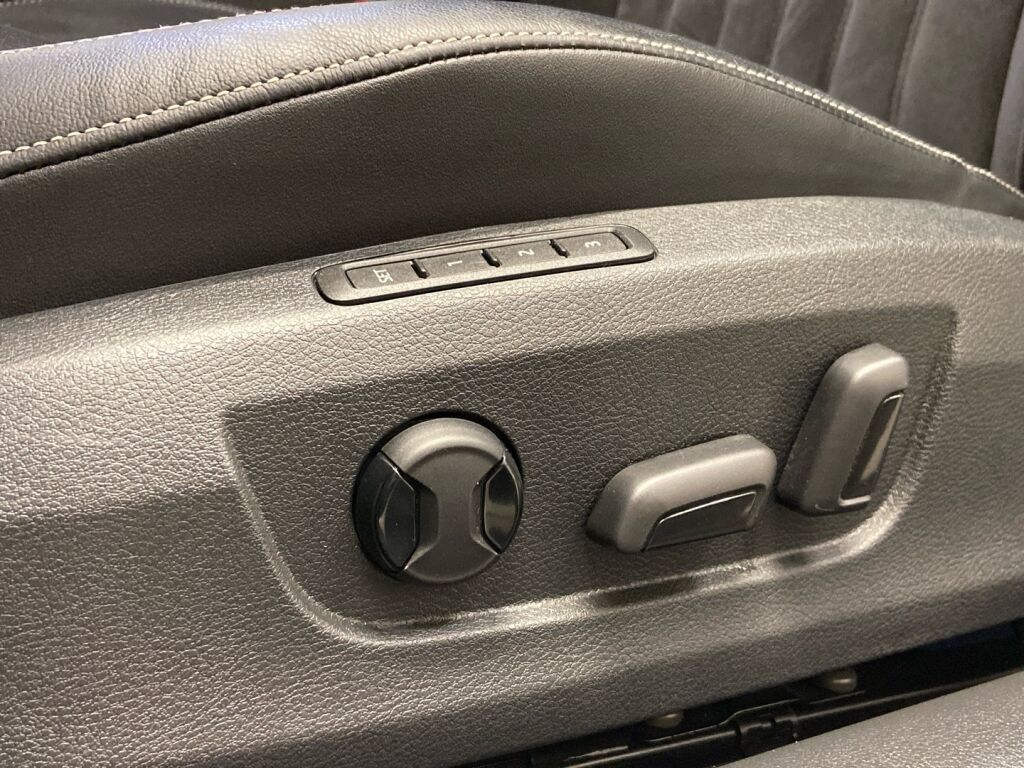 Skoda Superb 2020 Harmaa