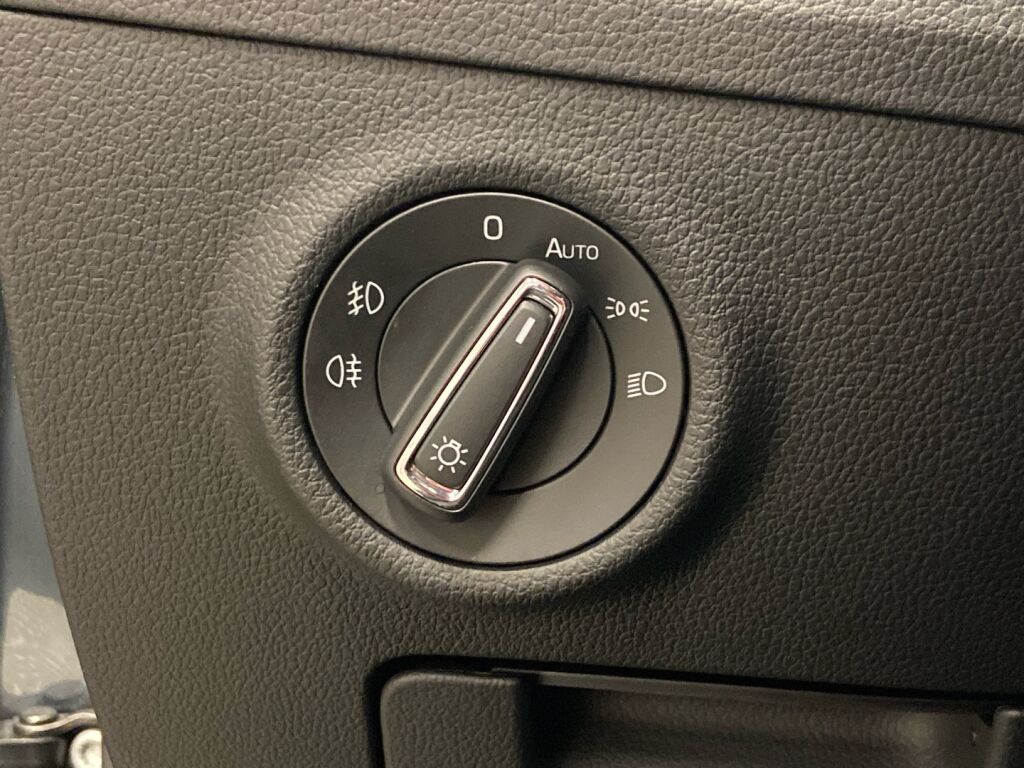 Skoda Superb 2020 Harmaa