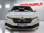 Skoda Superb 2020 Valkoinen