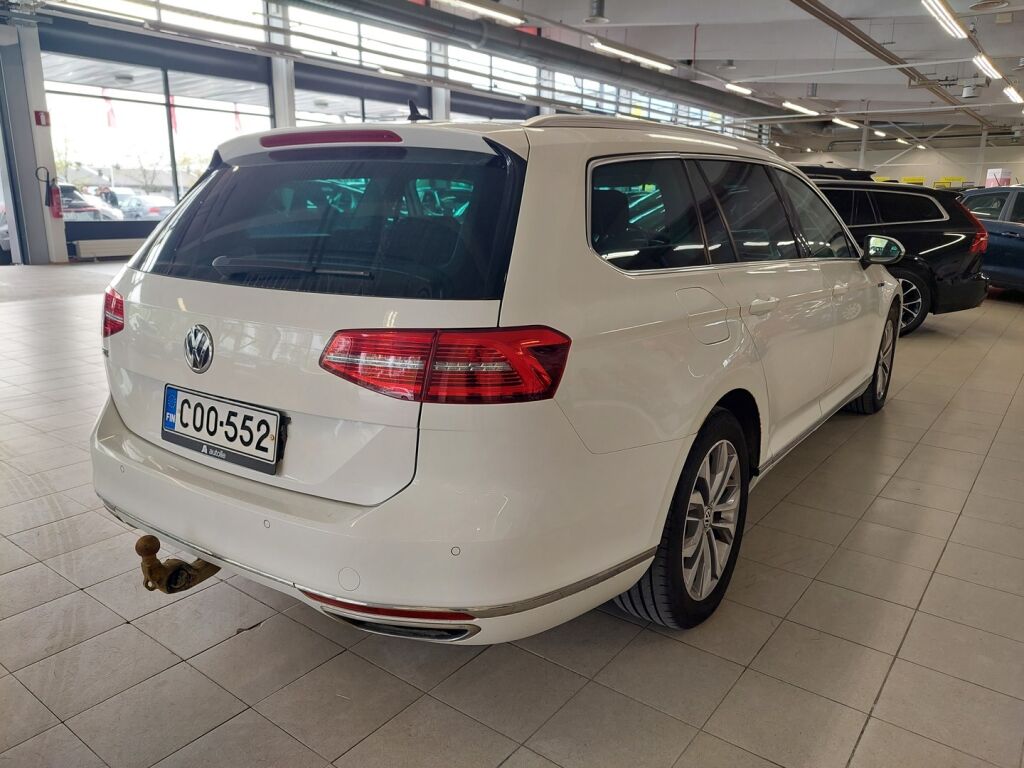 Volkswagen Passat 2016 Valkoinen