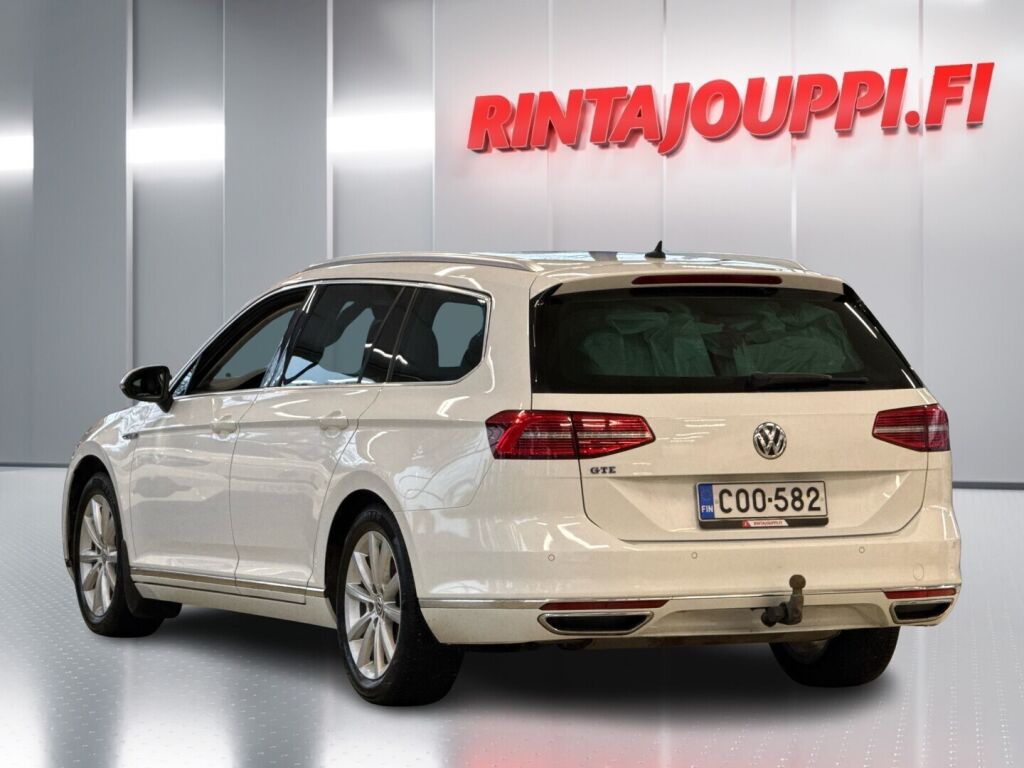 Volkswagen Passat 2016 Valkoinen