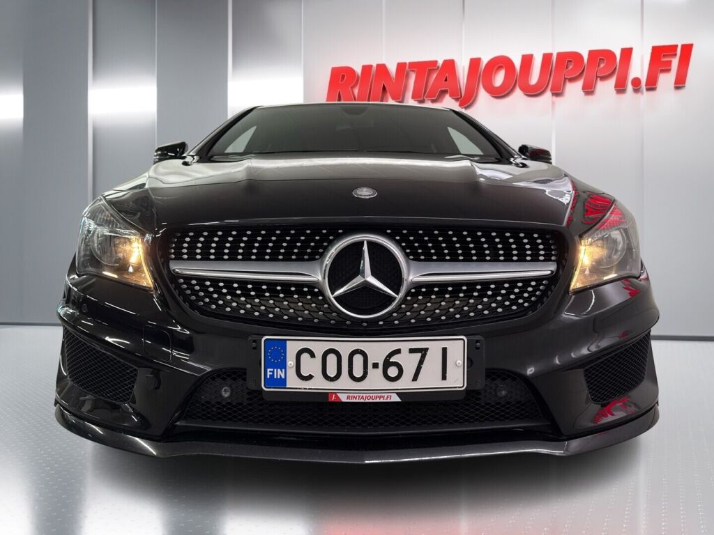 Mercedes-Benz CLA 2015 Musta