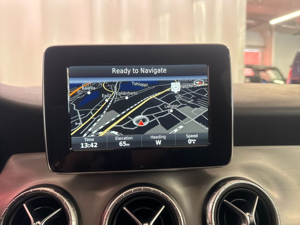 Mercedes-Benz CLA 2015 Musta