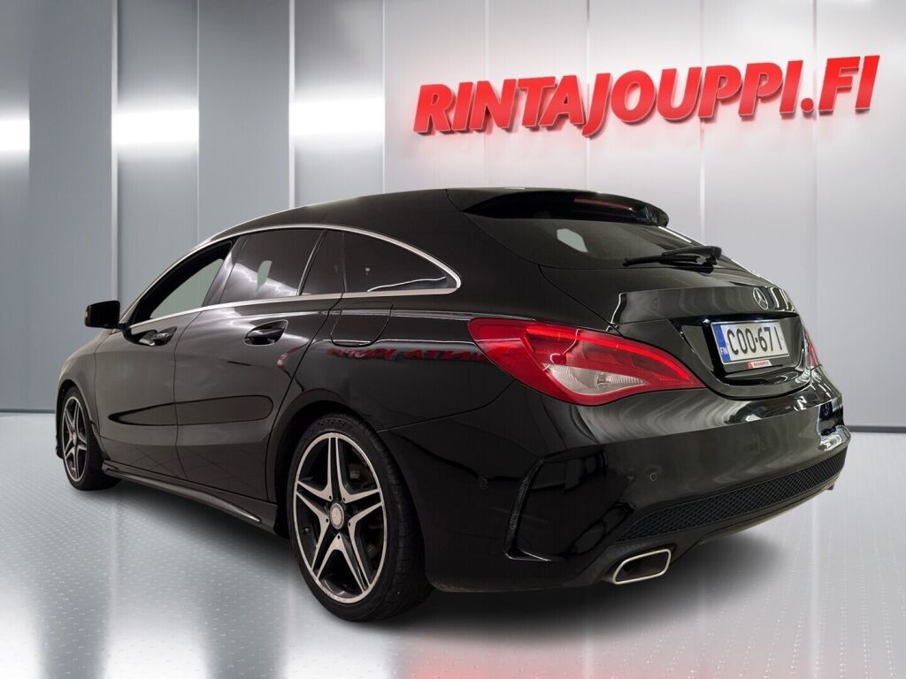 Mercedes-Benz CLA 2015 Musta